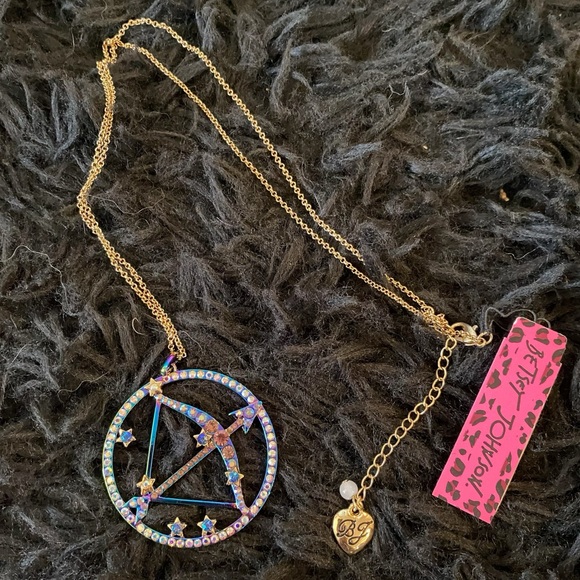 BETSEY JOHNSON Two-Tone Multi-Stone Sagittarius Zodiac Pendant Necklace NWT - Picture 10 of 16